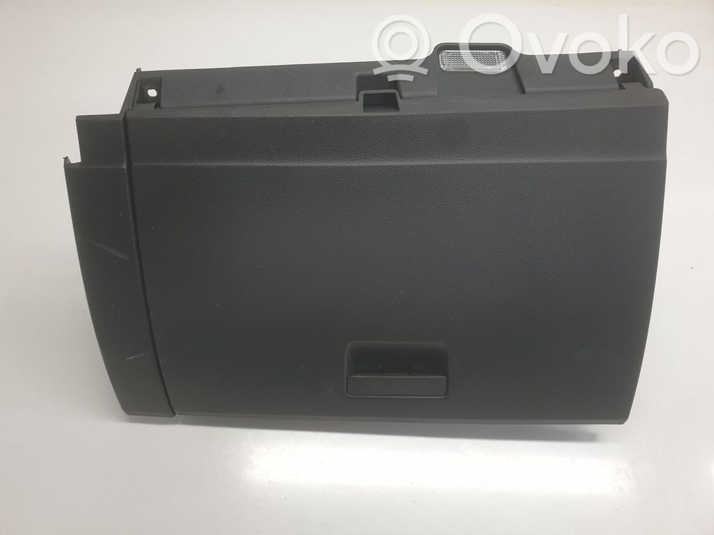 Seat Ibiza V (KJ) Hansikaslokero 