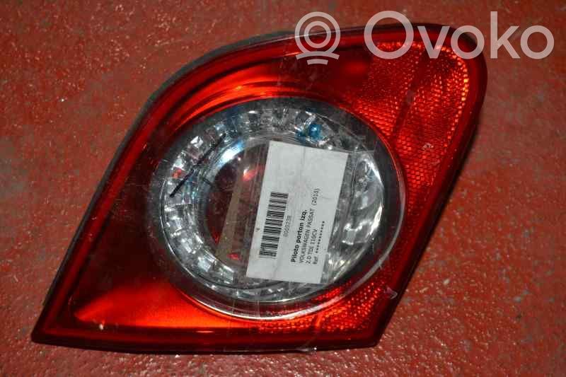 Volkswagen PASSAT B5 Lampă spate în caroserie 