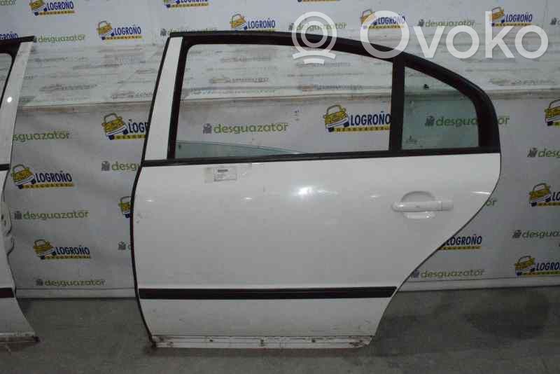 Skoda Superb B5 (3U) Puerta trasera 