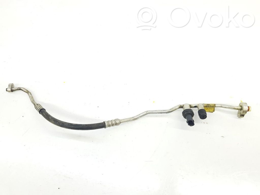Land Rover Discovery 4 - LR4 Tubo flessibile aria condizionata (A/C)