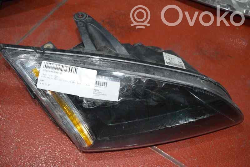 Ford Focus Headlight/headlamp 
