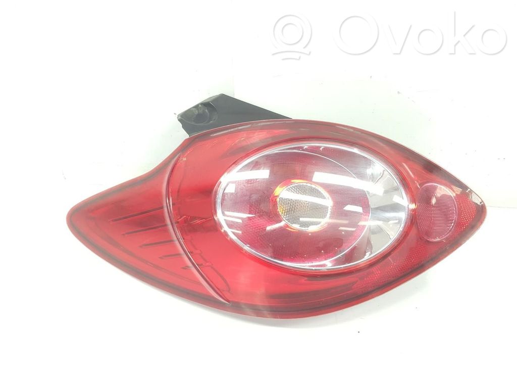 Ford Ka Aizmugurējais lukturis virsbūvē 