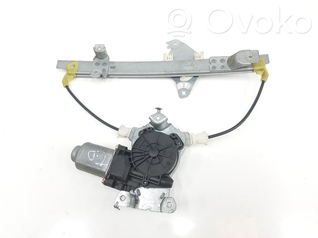 Nissan Qashqai Macara geam spate manuală 