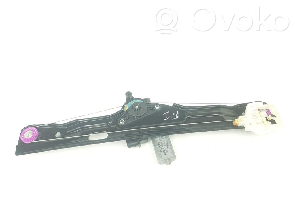 BMW 2 F46 Elektryczny podnośnik szyby drzwi tylnych 