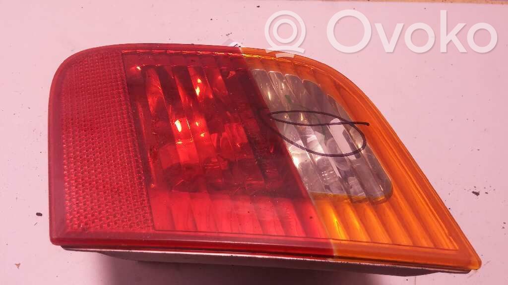 BMW 3 E46 Tailgate rear/tail lights 