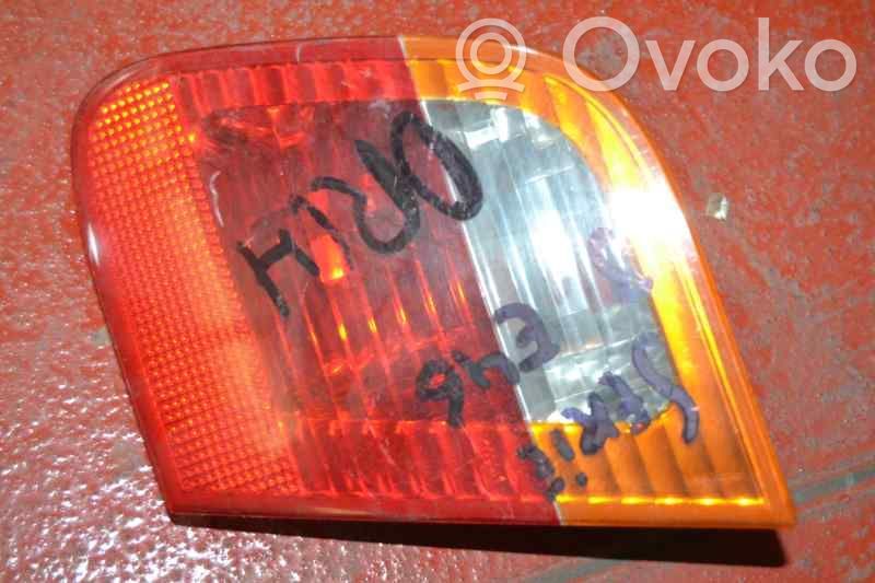 BMW 3 E46 Rückleuchte Heckleuchte innen 
