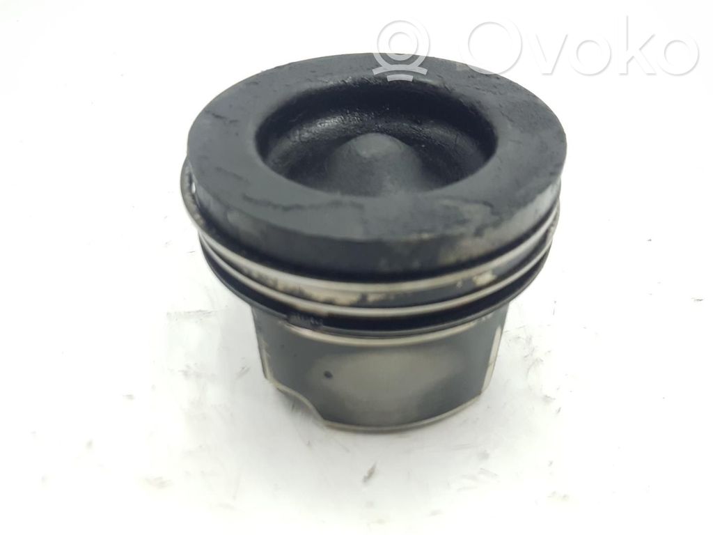 Mazda CX-5 Piston 