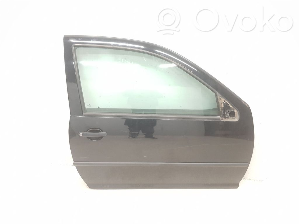 Volkswagen Golf IV Drzwi przednie 