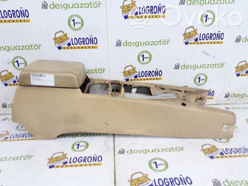 Volkswagen Touareg I Armrest 