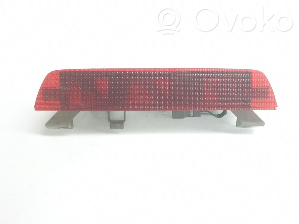 Toyota Land Cruiser (HDJ90) Troisième feu stop
