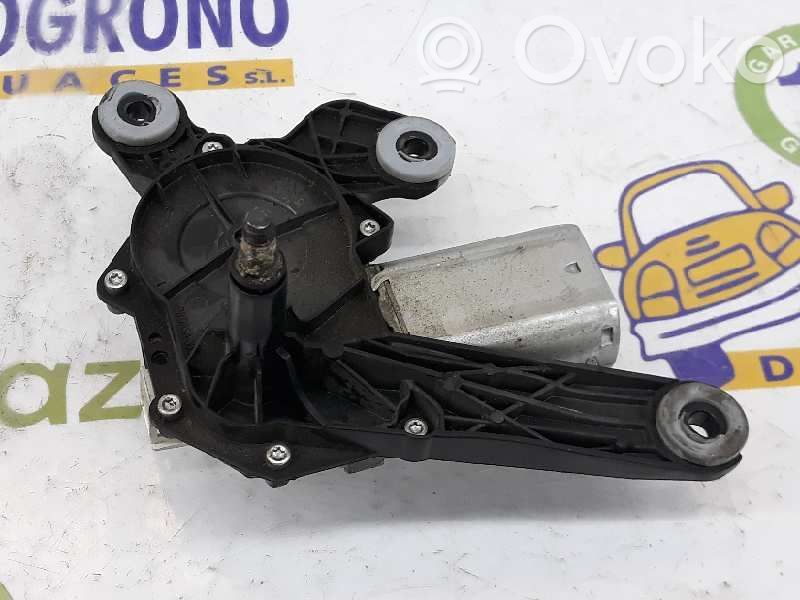 Peugeot 307 Rear window wiper motor 