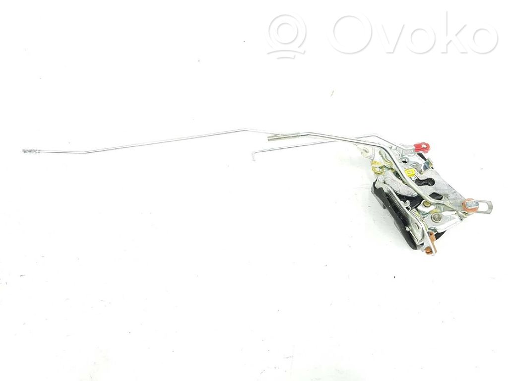 Cerradura de puerta delantera   8220160A00