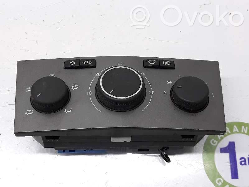 Opel Astra H Panel klimatyzacji 