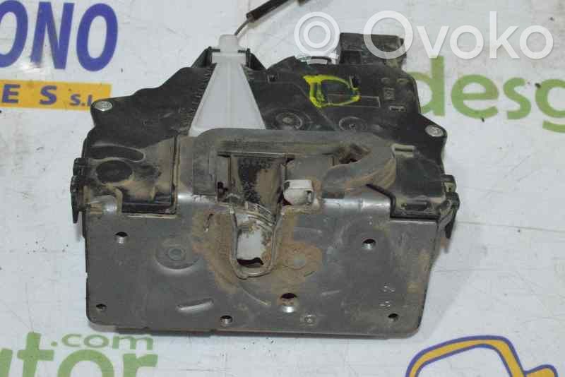 Fiat Punto (199) Etuoven lukko 