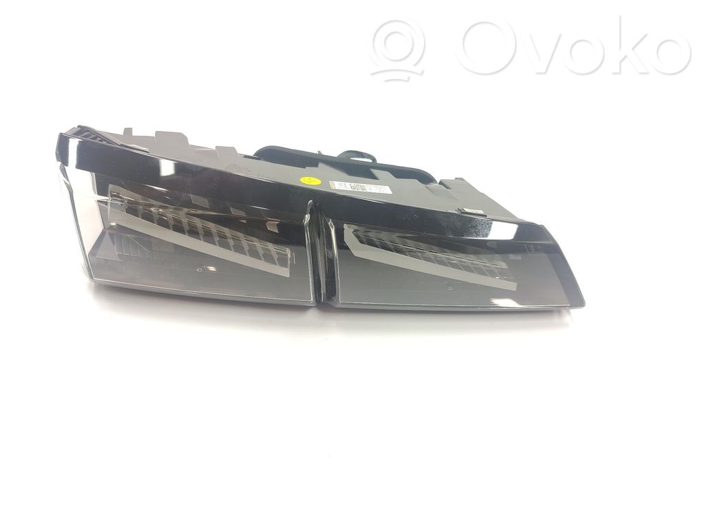 Peugeot 308 Lampă spate în capacul portbagajului 