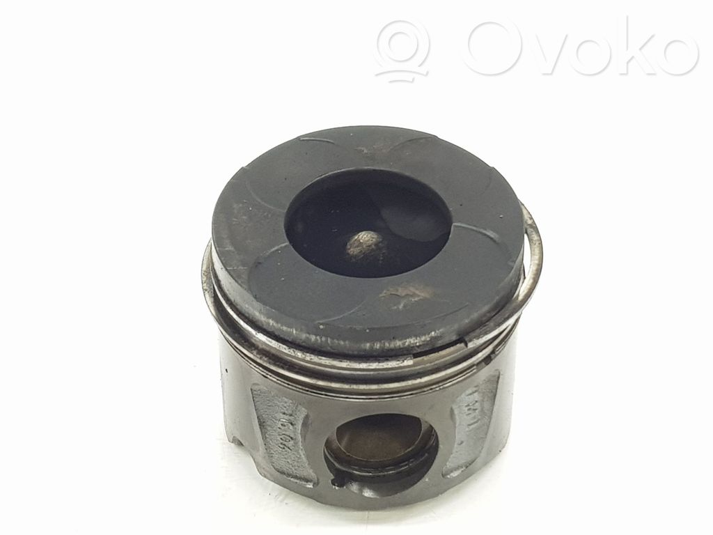 Maserati Ghibli Piston 