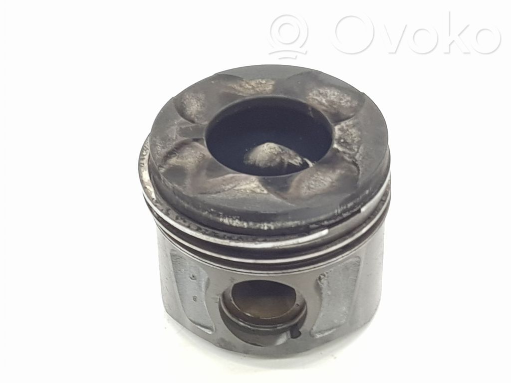 Maserati Ghibli Piston 