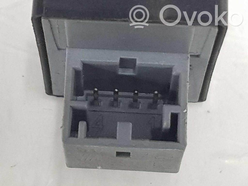 Audi A4 S4 B7 8E 8H Comutator comandă geamuri electrice 