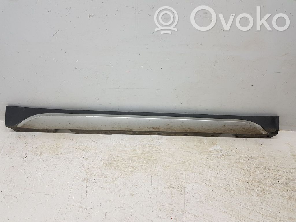 BMW X1 E84 Sill/side skirt trim 