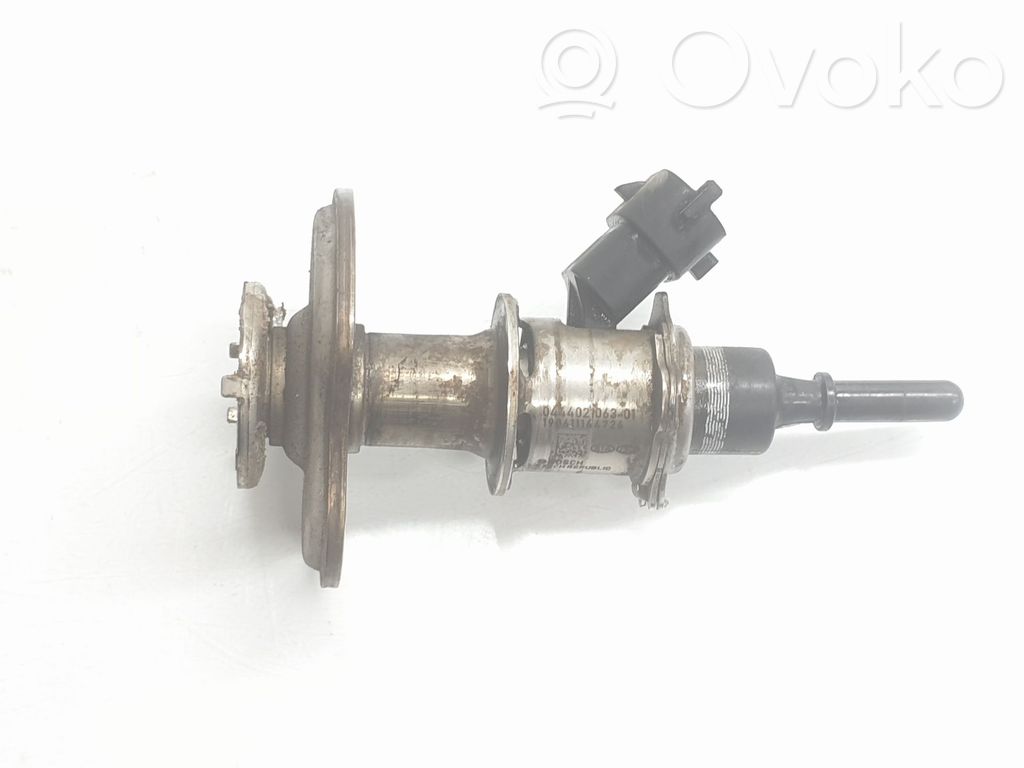 Hyundai Tucson TL Inyector de combustible 