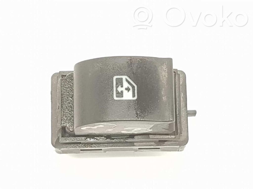 Peugeot Bipper Electric window control switch 