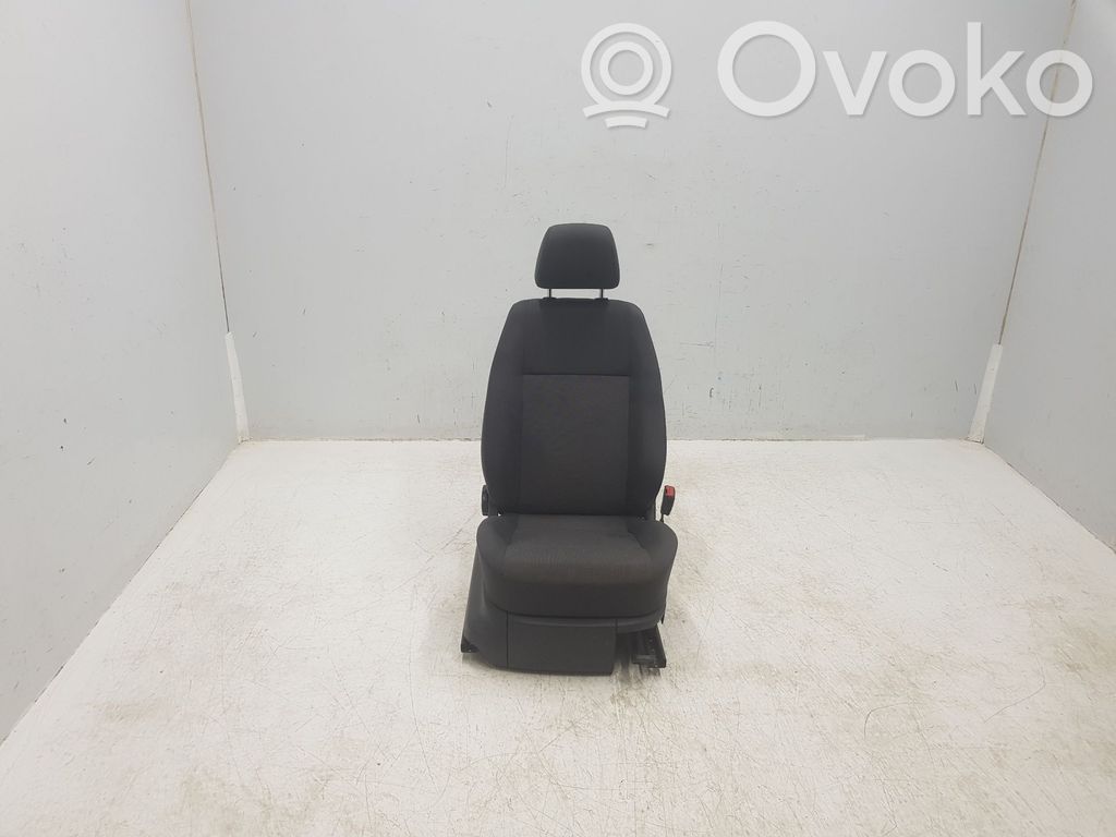 Volkswagen Caddy Etumatkustajan istuin 