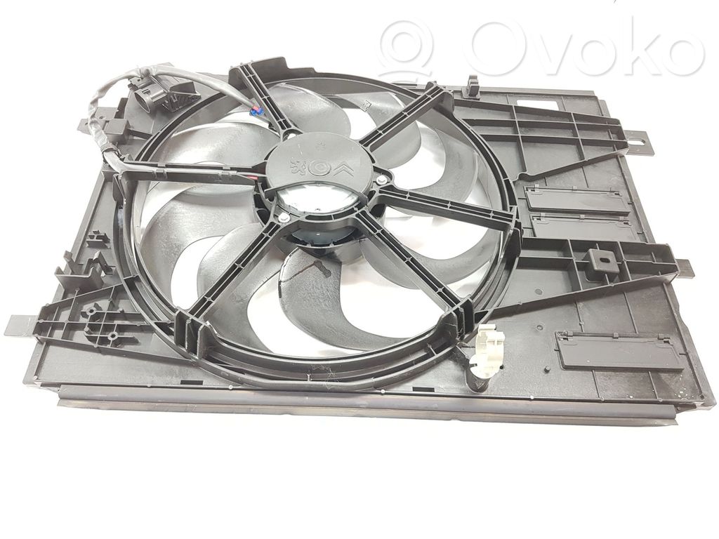 Opel Astra L Ventilator electric răcire radiator 
