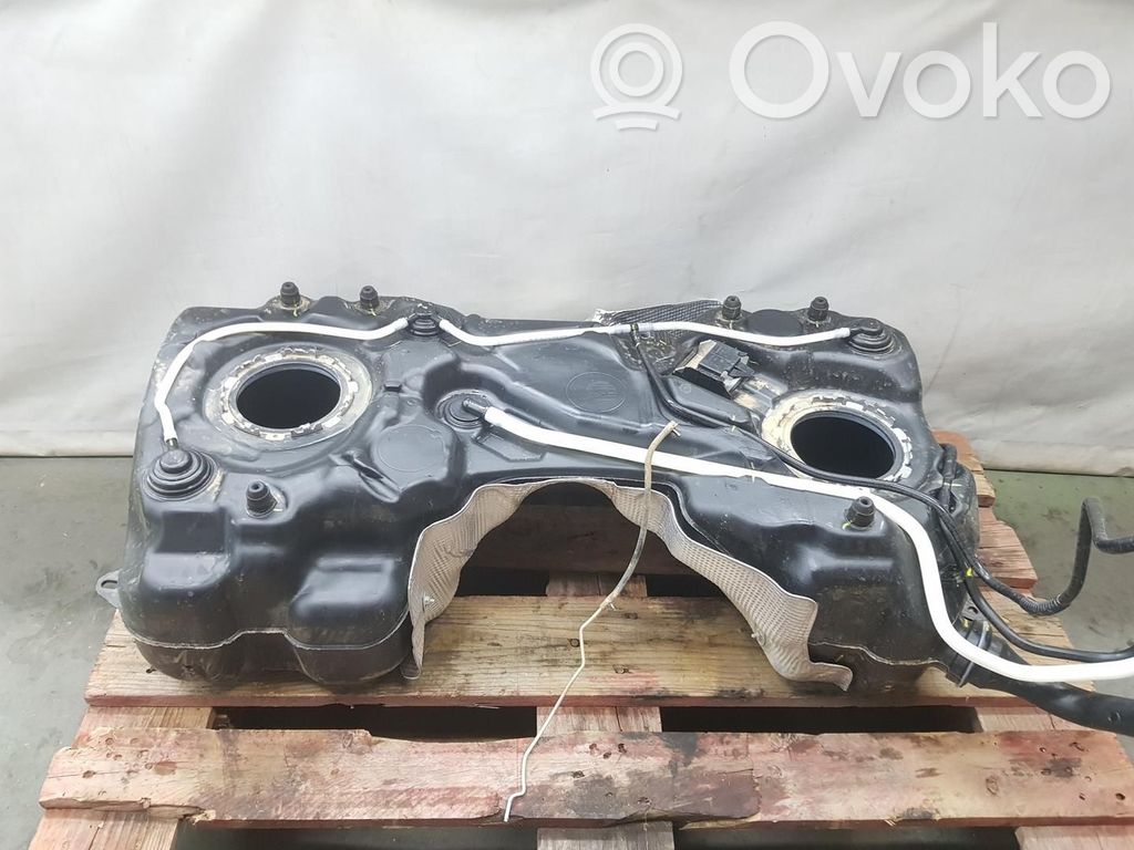 Audi Q3 F3 Serbatoio del carburante 