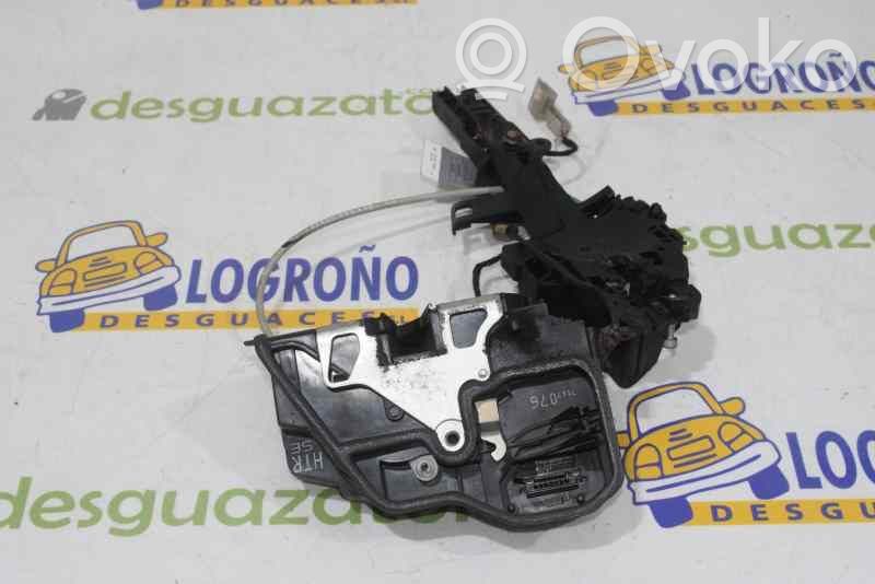 Cerradura de puerta trasera   51227202148,7167076