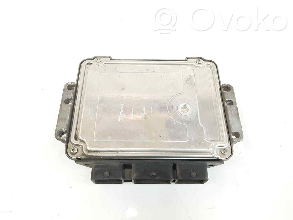 Renault Laguna II Calculateur moteur ECU 