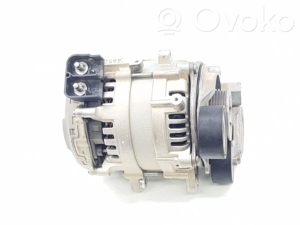 Volkswagen Golf VIII Generator/alternator