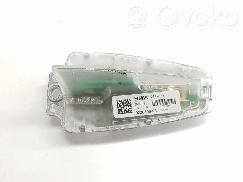 BMW X4 F26 Antenna autoradio