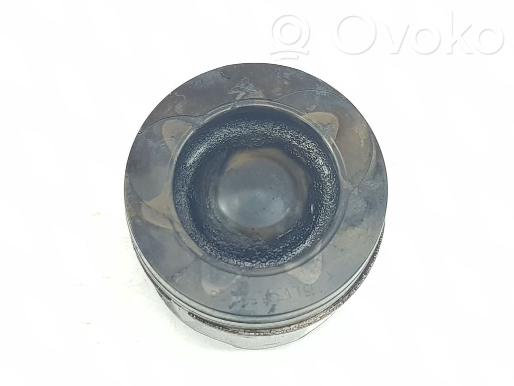 Dacia Sandero II Piston