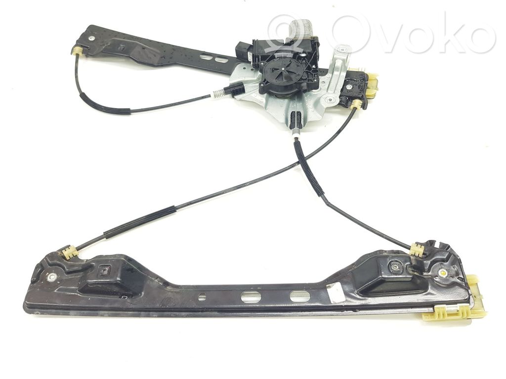 Opel Zafira C Macara ușă față cu motor 