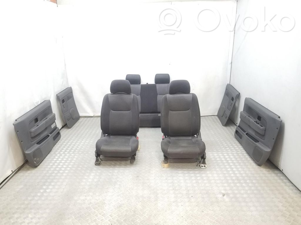 Nissan PickUp Kit siège