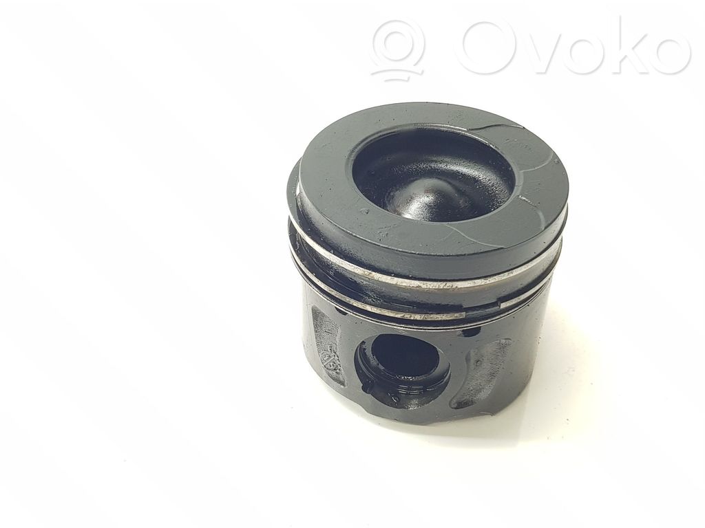 Land Rover Discovery 4 - LR4 Piston 