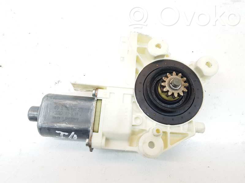 Ford Focus Etuoven ikkunan nostomoottori