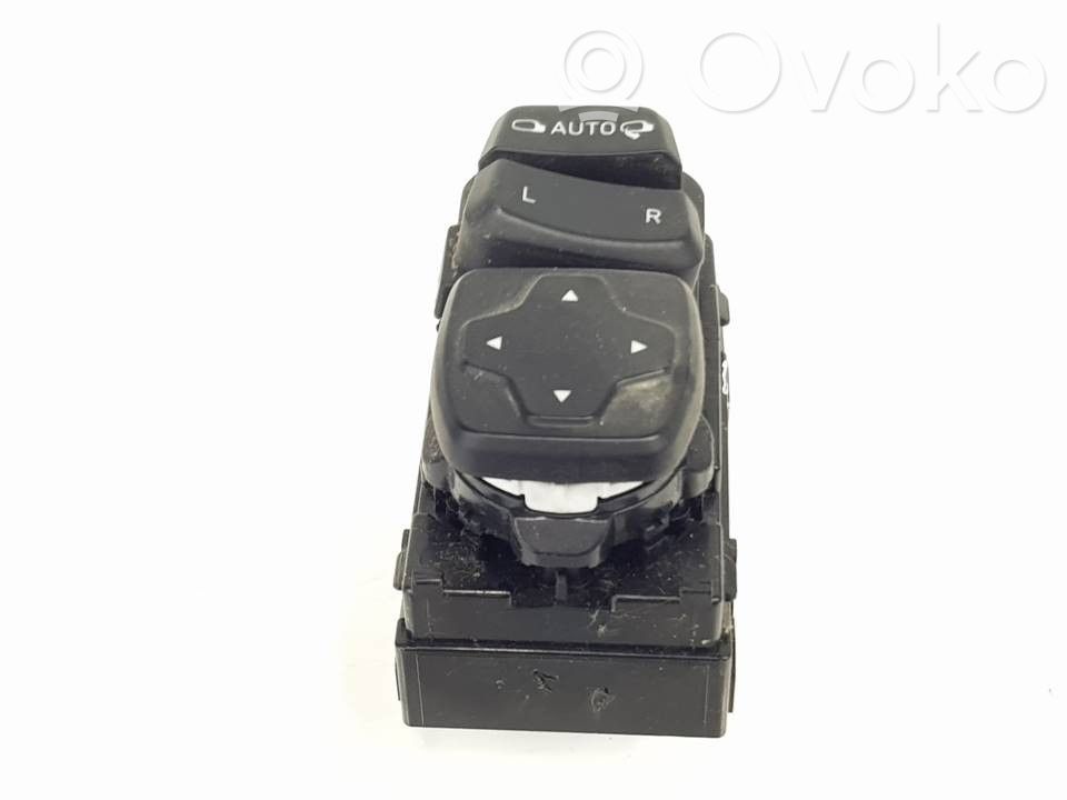 Hyundai Kona I Interruptor del espejo lateral