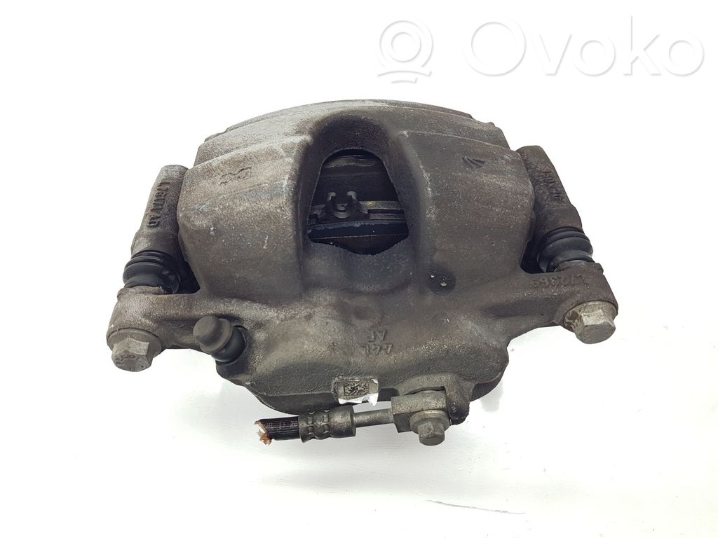 Mercedes-Benz CLA C118 X118 Front brake caliper 
