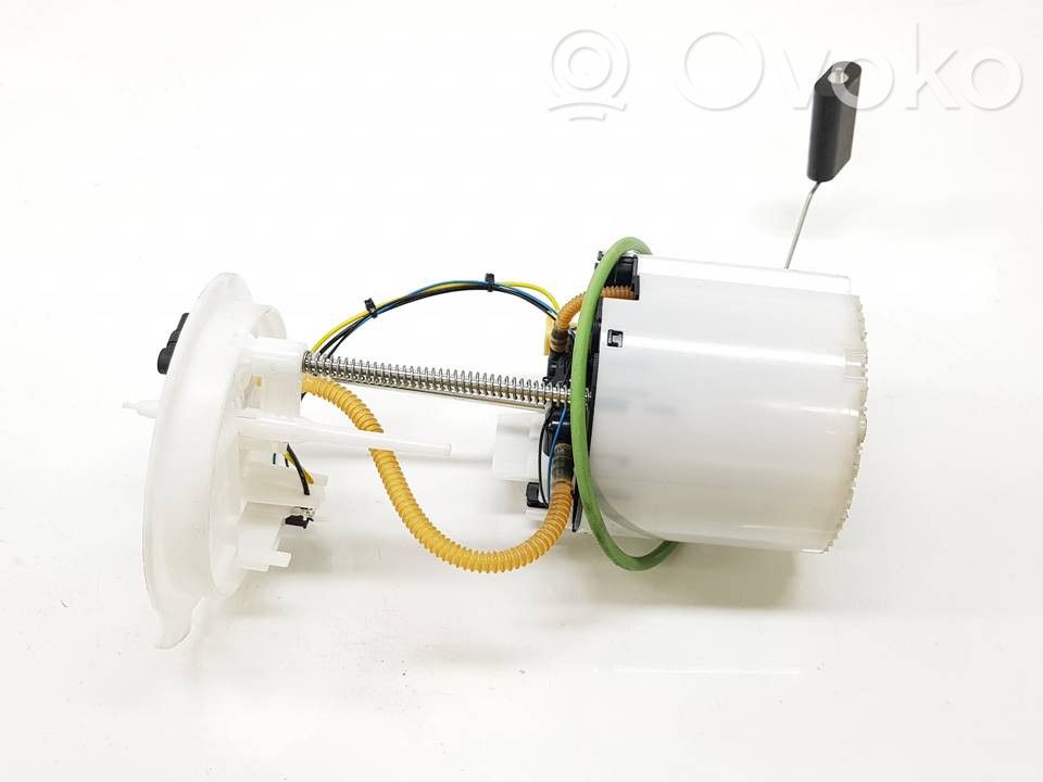 Volvo XC40 Kraftstoffpumpe im Tank 