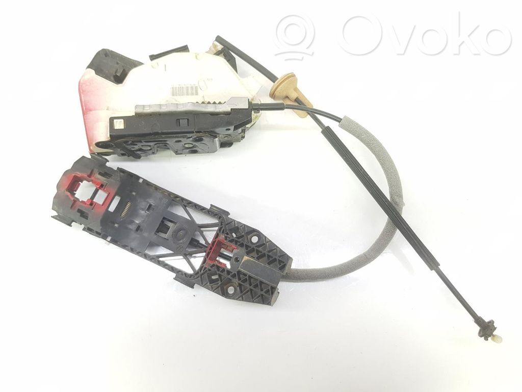 Volkswagen Golf VI Priekšpusē slēdzene 