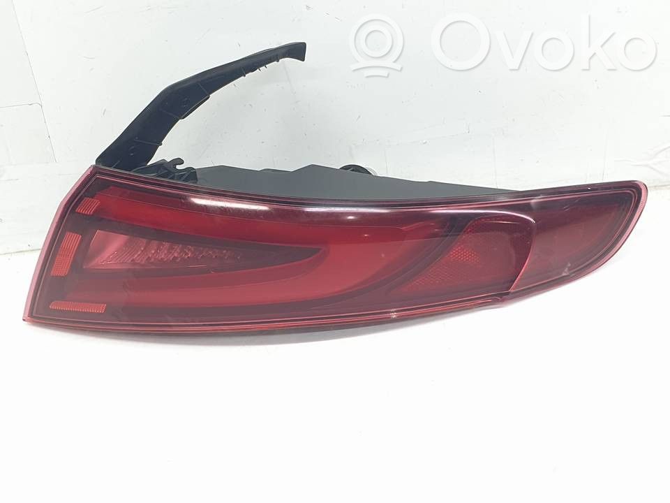 Alfa Romeo Giulia Lampa tylna 