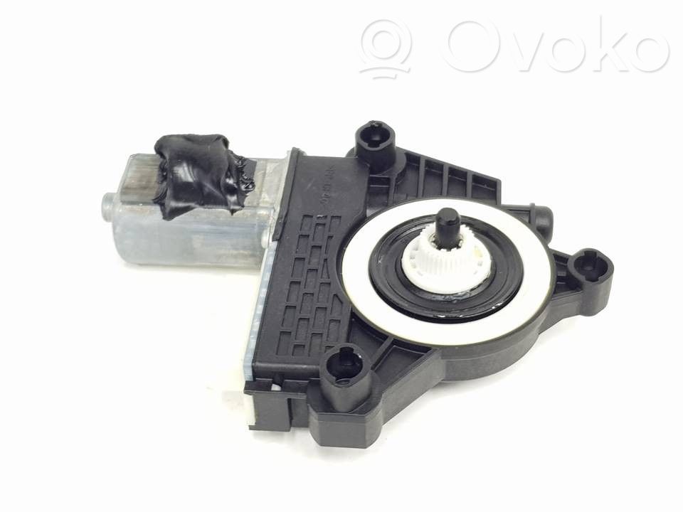 BMW 1 F40 Motorino alzacristalli della portiera posteriore