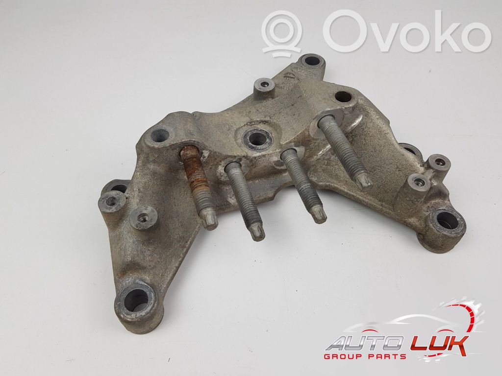 Ford Transit VII Engine mount bracket 