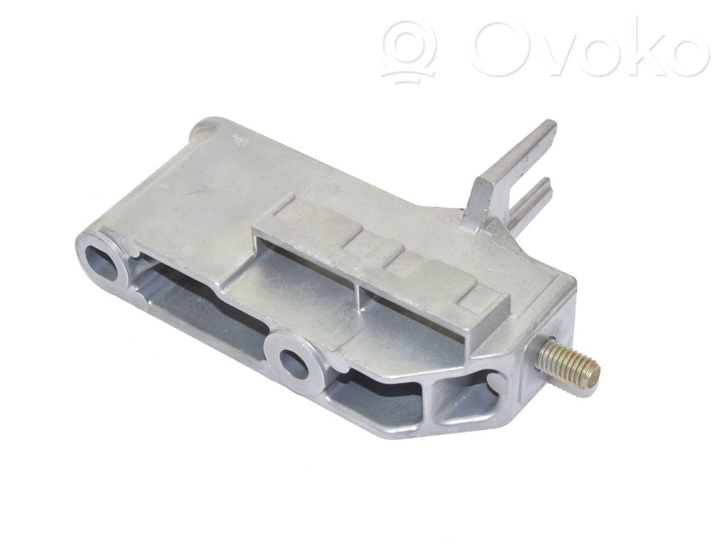 BMW 7 E38 Fuel pump bracket 