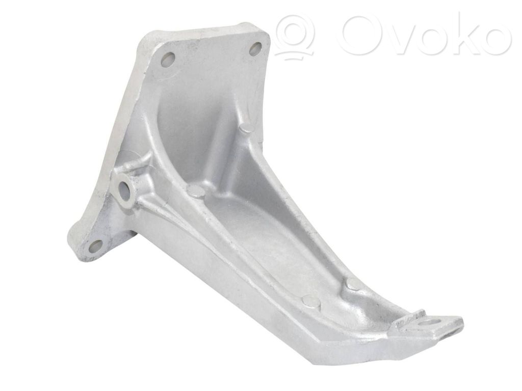 BMW 3 E30 Engine mounting bracket 
