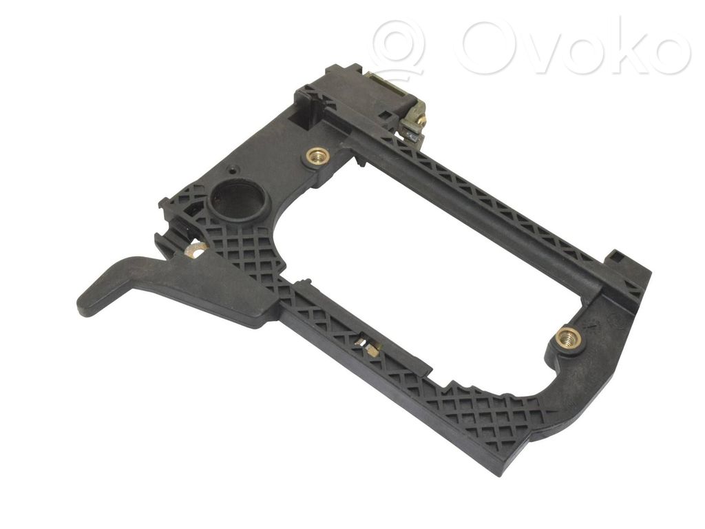 BMW 5 E39 Maniglia esterna/staffa portiera anteriore 