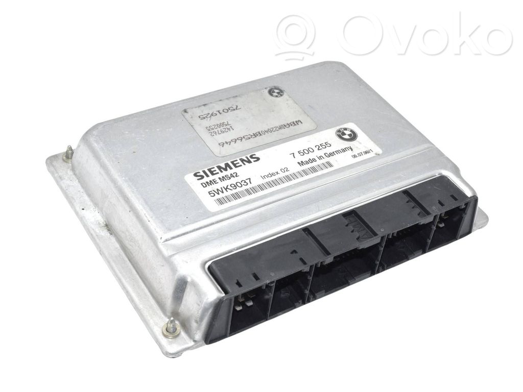 BMW 5 E39 Engine control unit/module 