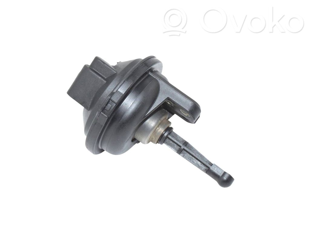 BMW 7 E65 E66 Válvula de vacío (Usadas) 