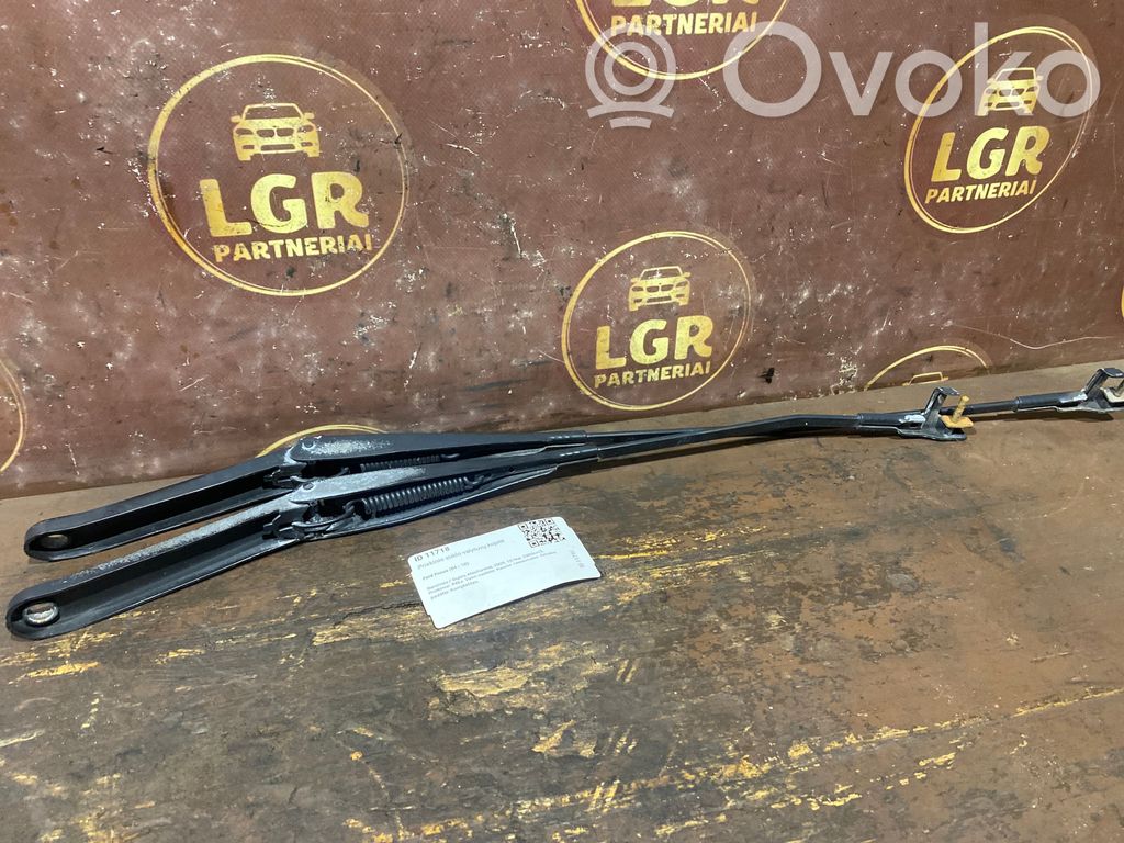 Front wiper blade arm   4M5117526CD